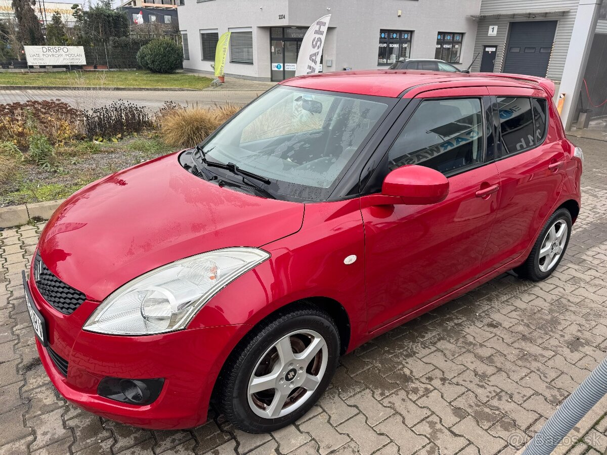 Predám Suzuki Swift 1.2 AC GLX 2012 - 3