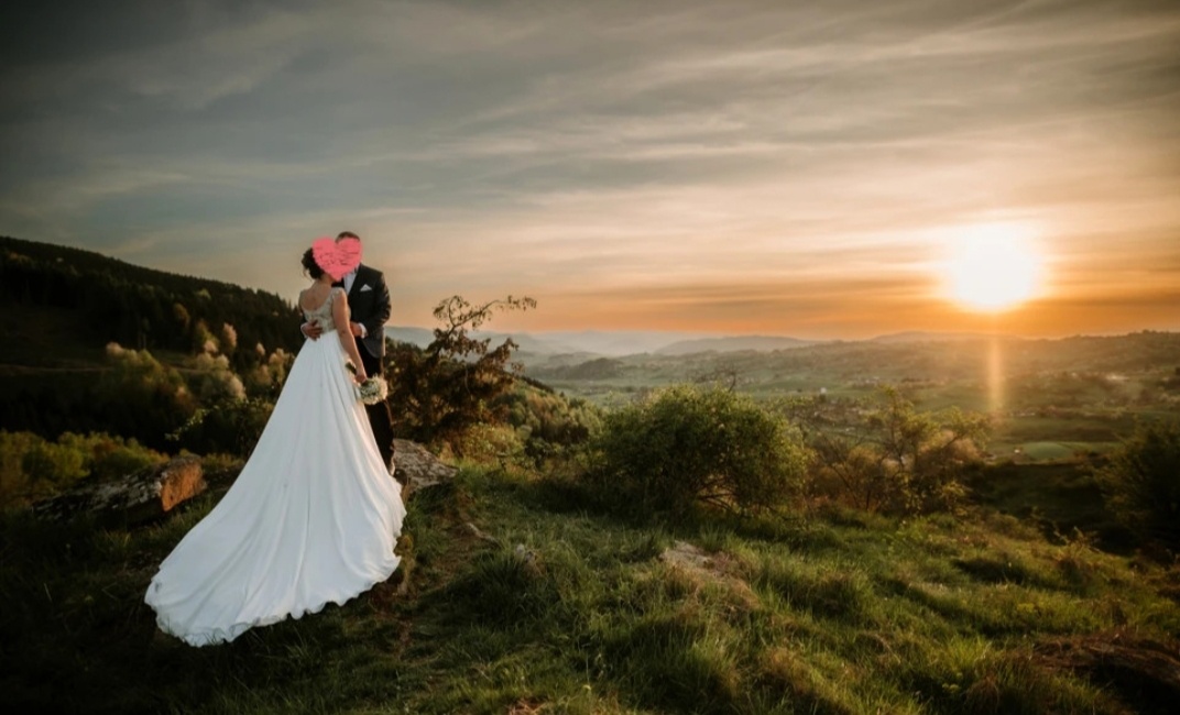 Korálkové svadobné šaty - 3