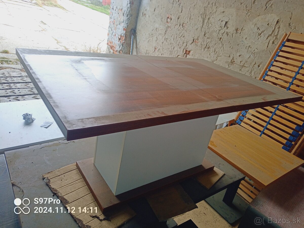 jedálenský stôl - 3