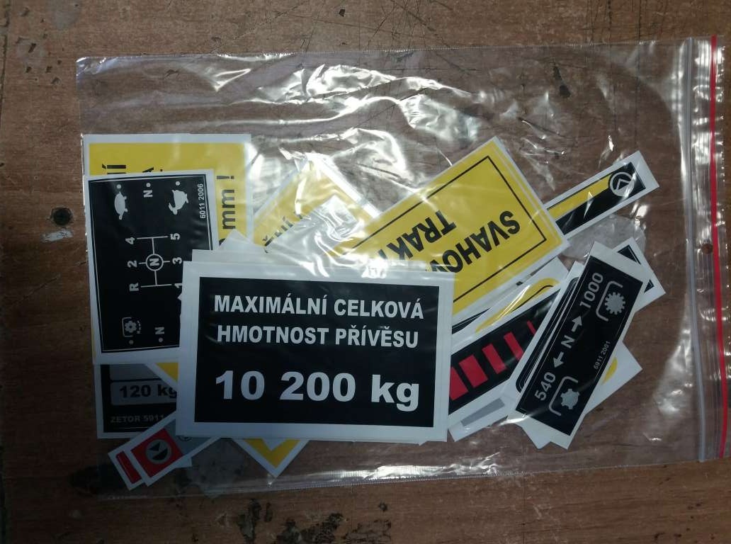 sada štítkov do traktorov Zetor - 3