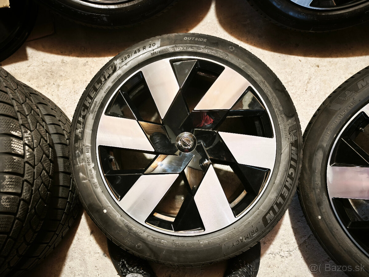 NOVÁ LETNÁ SADA - Volvo XC60 - 20" alu / Michelin - 3