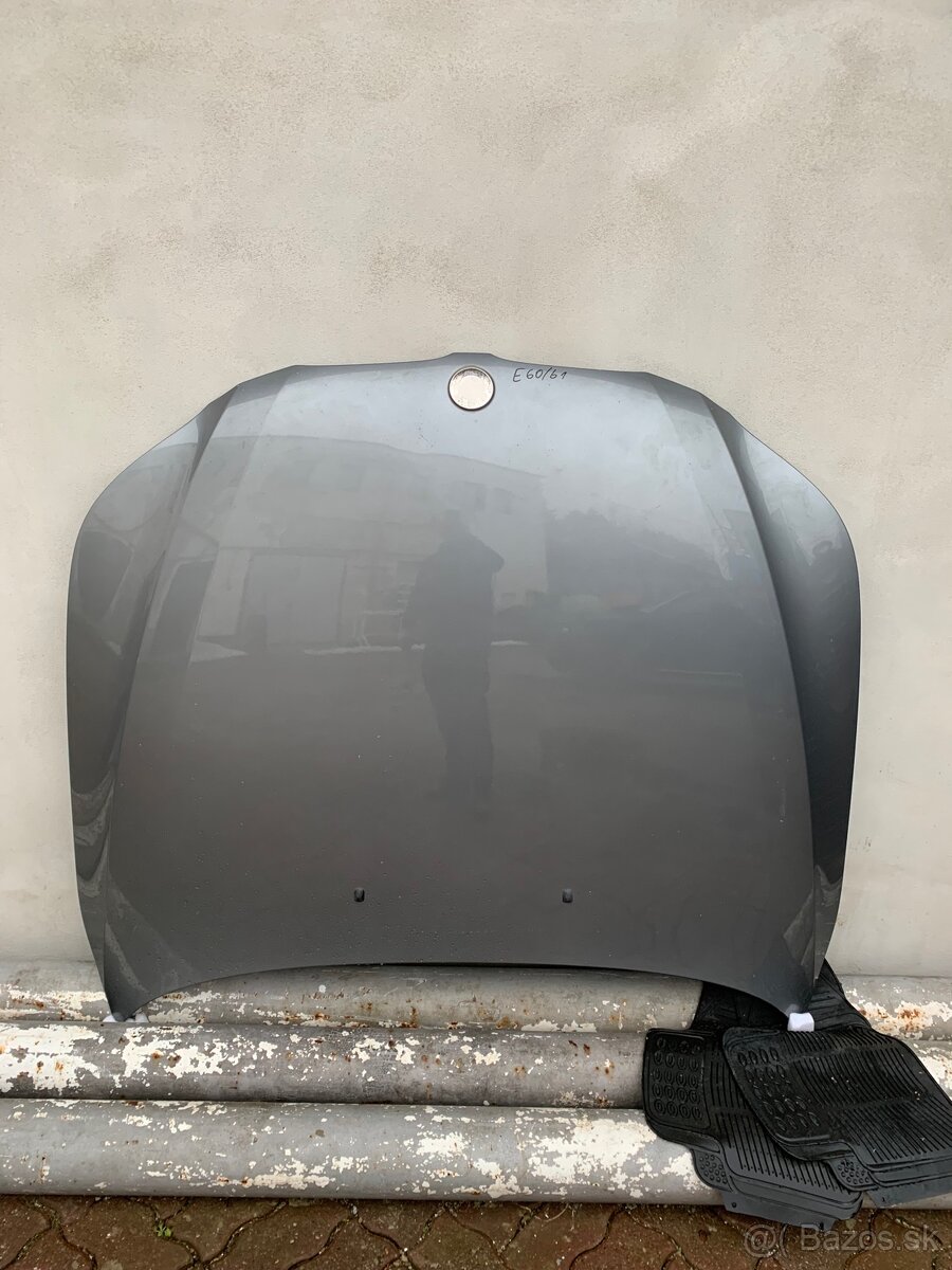 Bmw e60 e61 predna kapota - 3