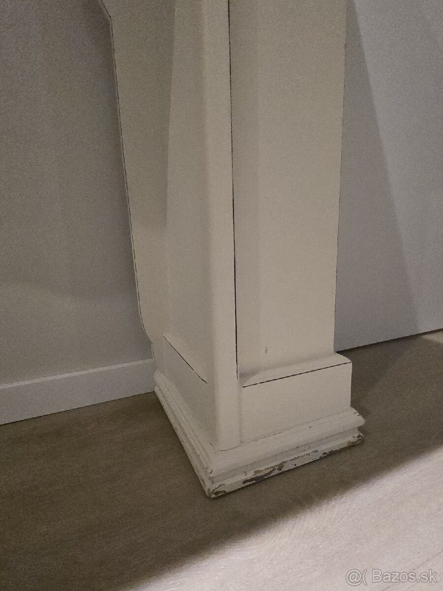 Kozubová konzola - 3