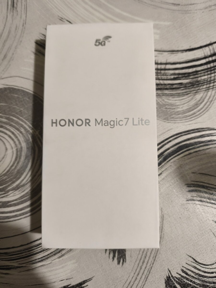 Honor - 3