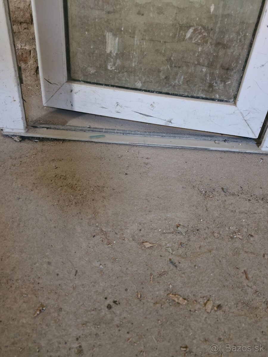 Predam plastové dvere - 3