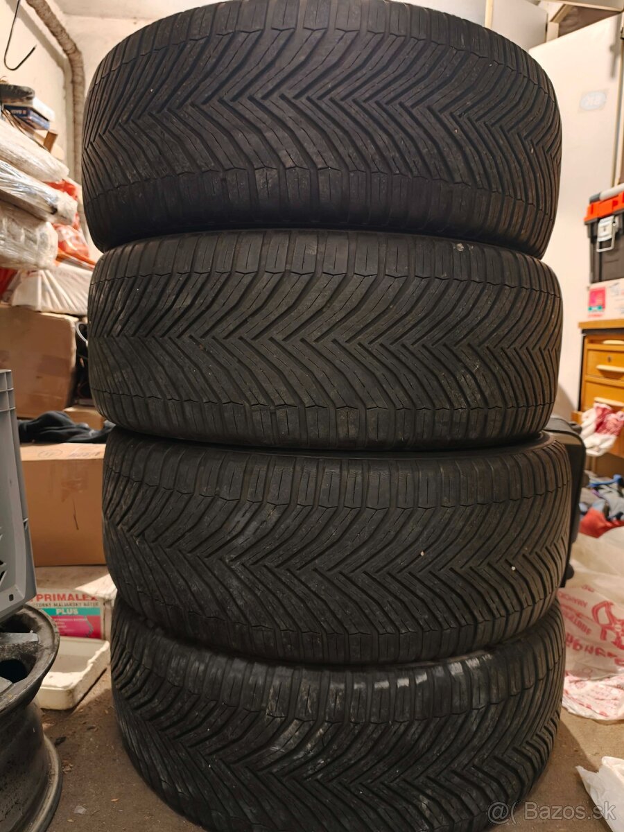 Michelin Crossclimate suv 245/45r20 - 3