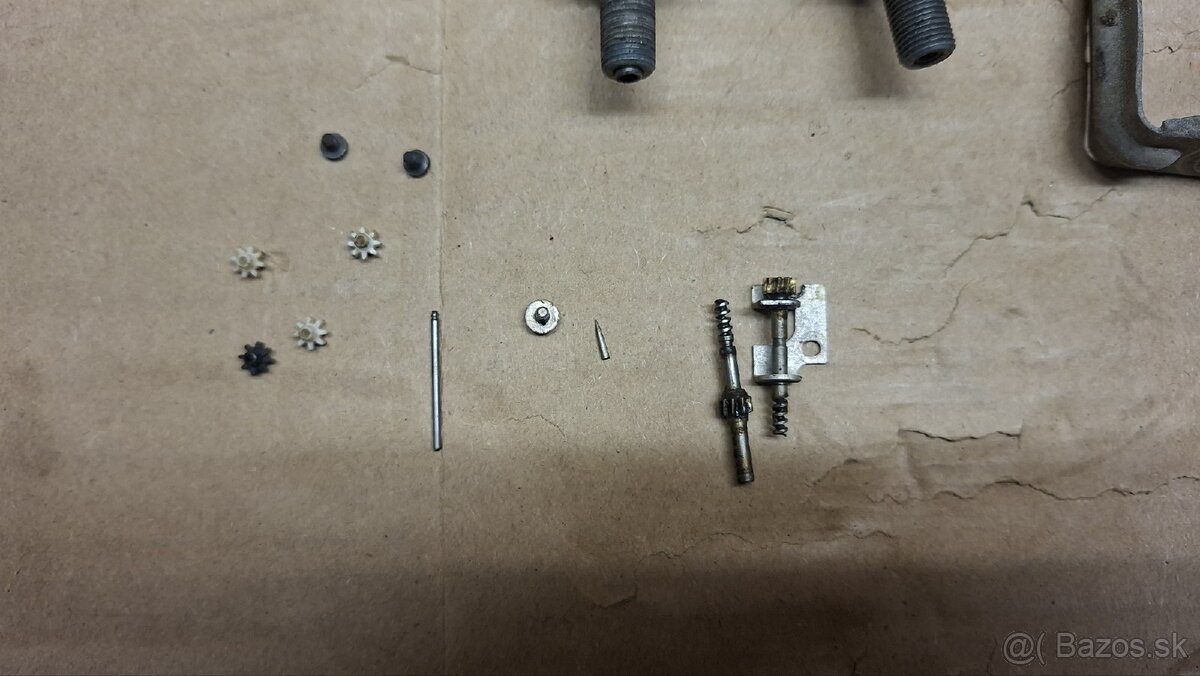 Dueky tachometru a klakson - 3