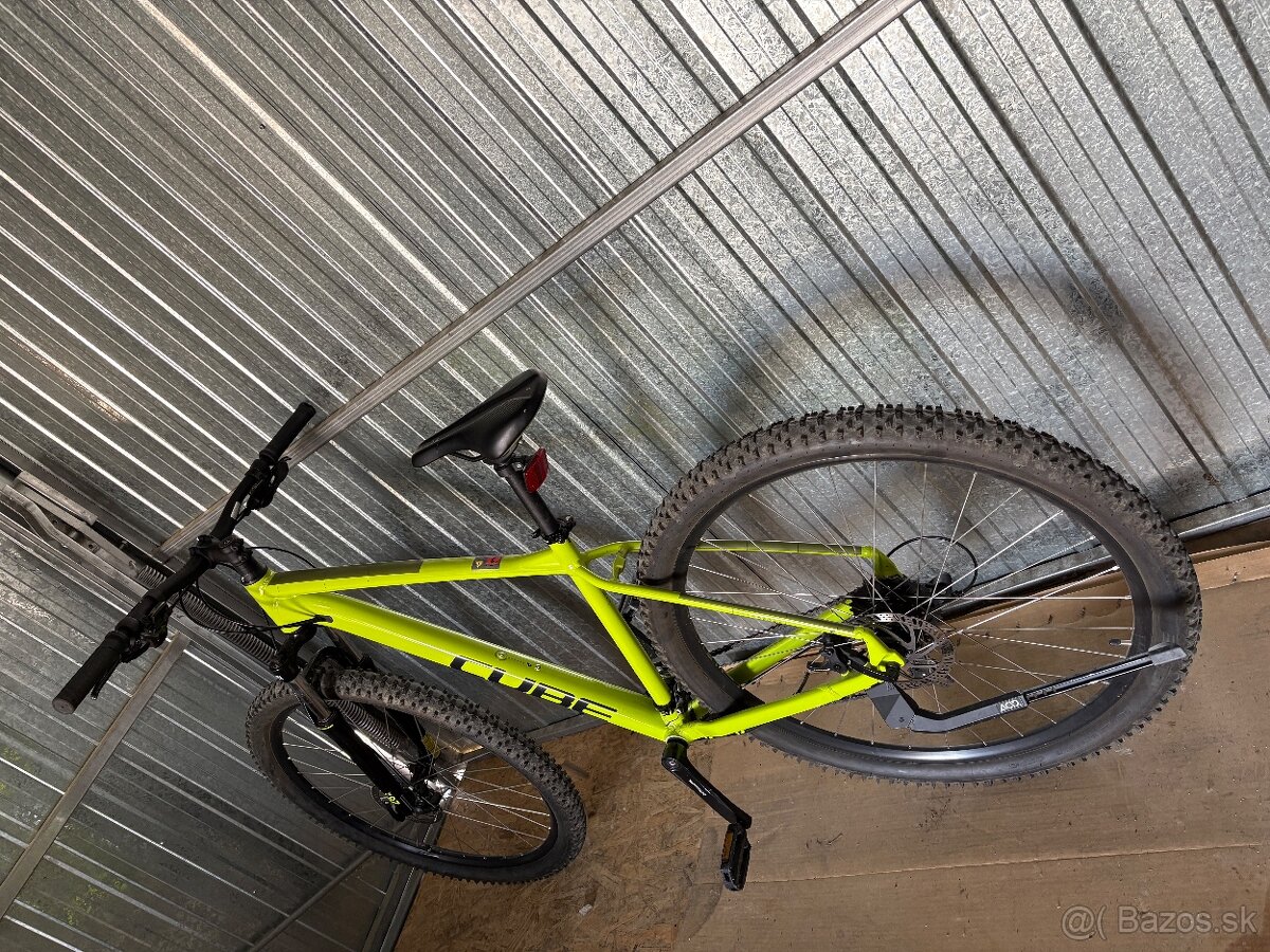 Horský bicykel CUBE - 3