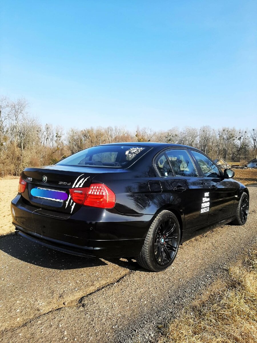 Predám BMW E90 - 3