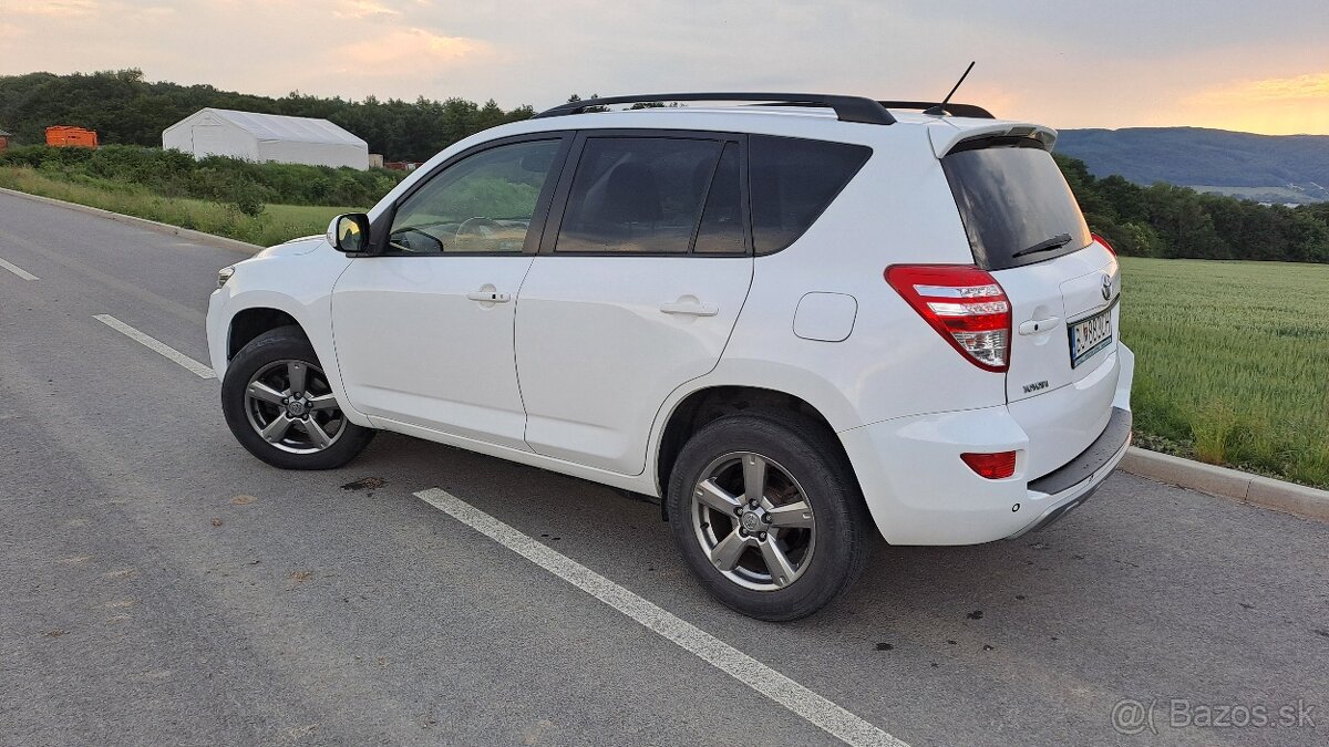 Toyota RAV 4 2.2 D-4D, 4X4 - 3
