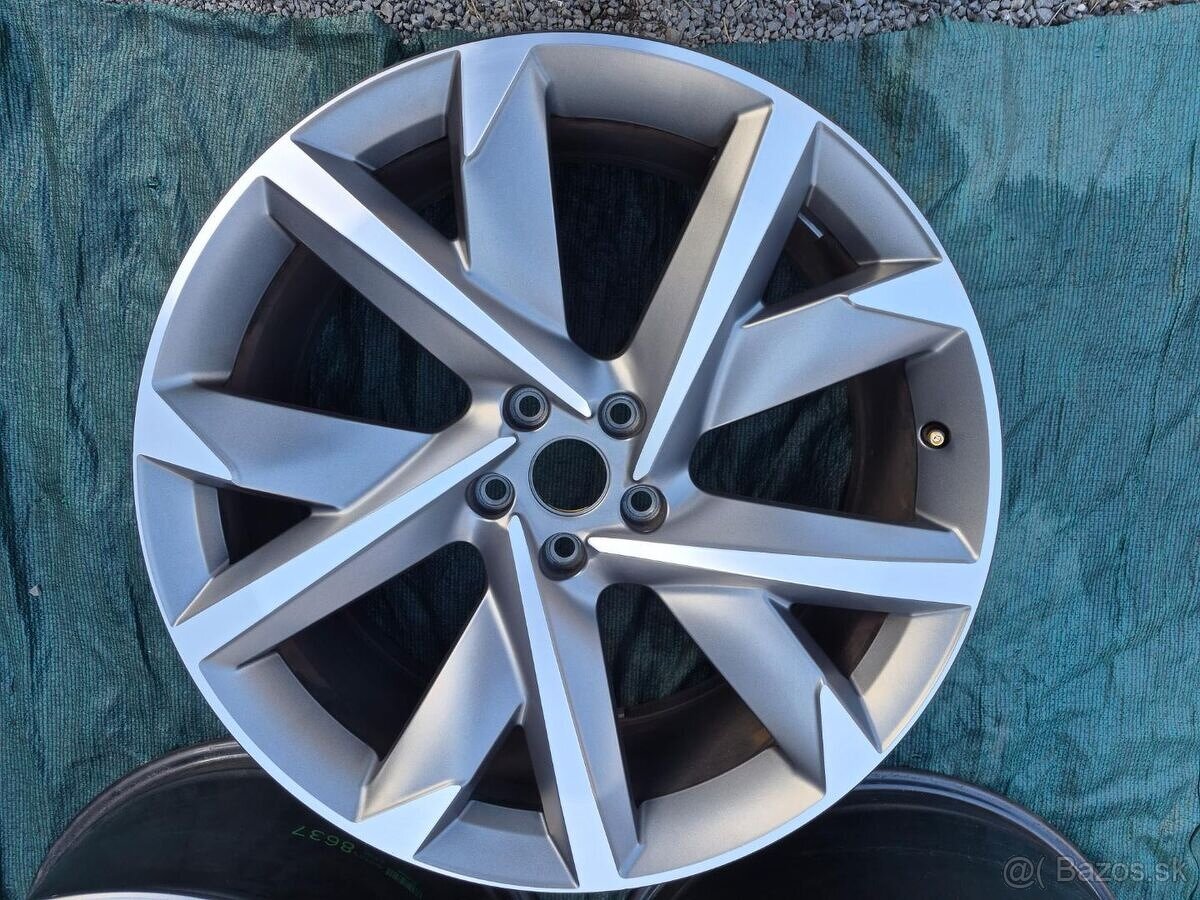Sada disků Seat Tarraco FR ET38 8,5J - 3