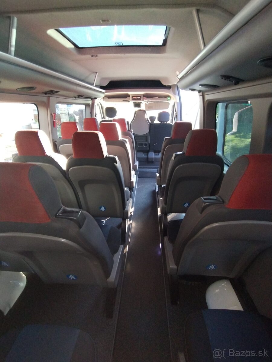 Renault Master 16 míst plus řidič,klima výborný stav - 3