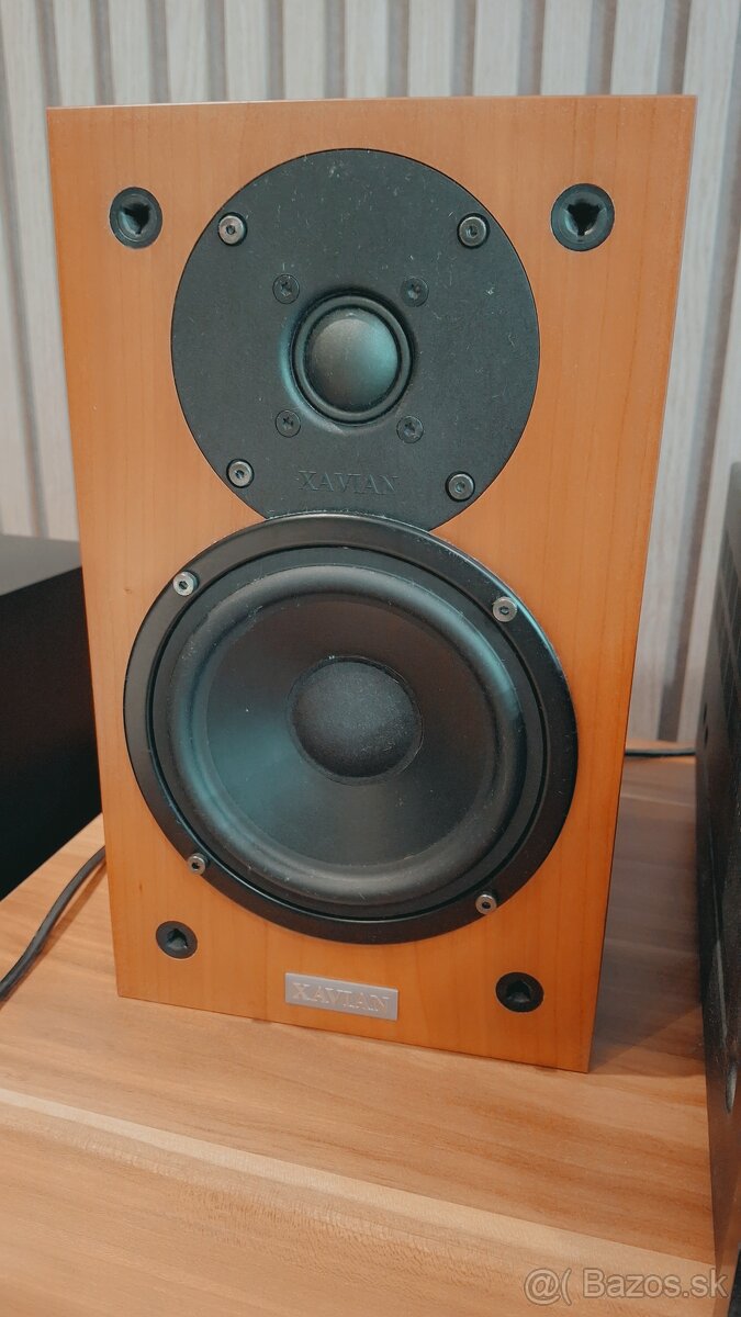 Xavian Mia - 3