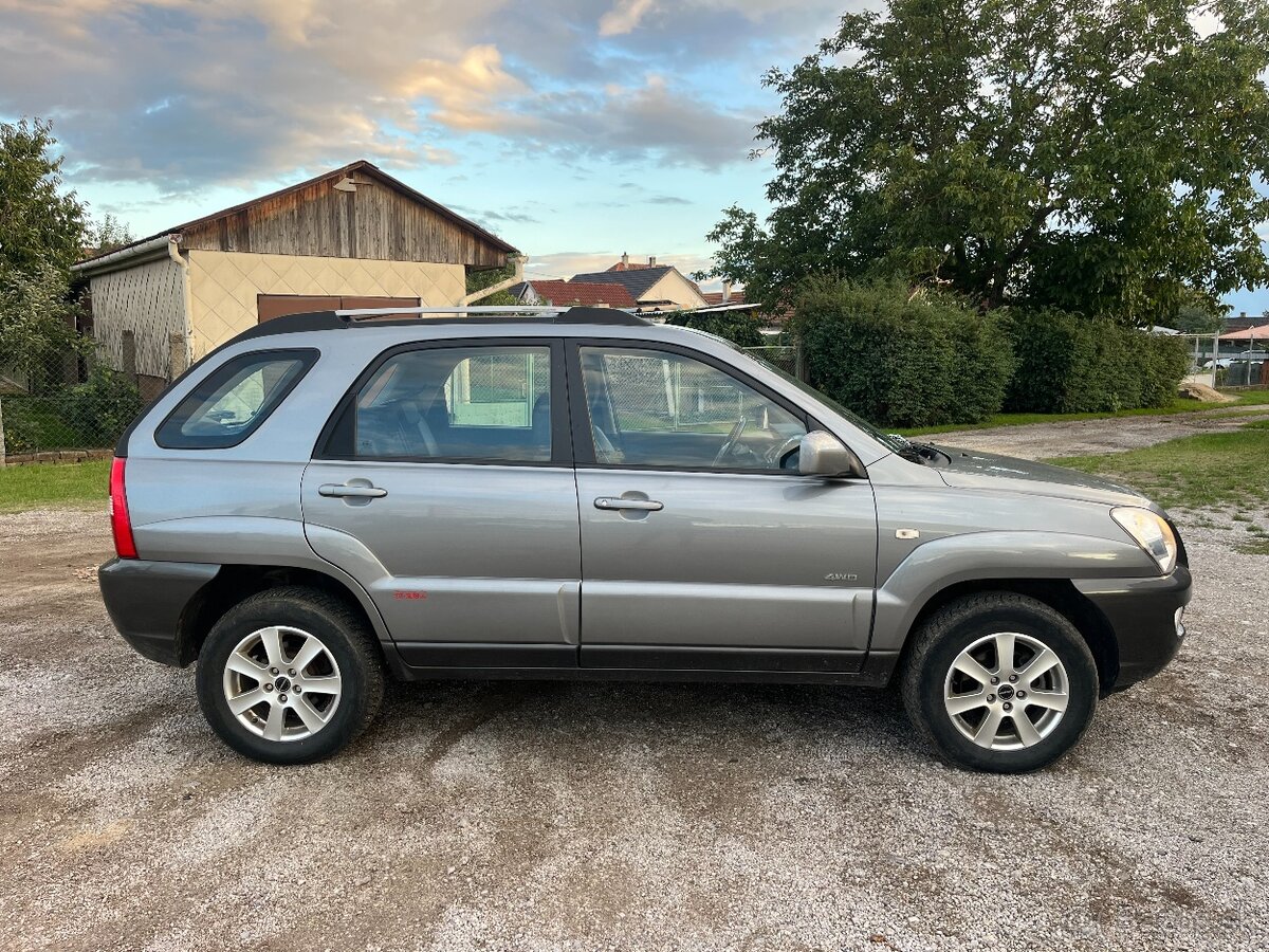 Kia Sportage 2.0 CRDi 4WD Active - 3