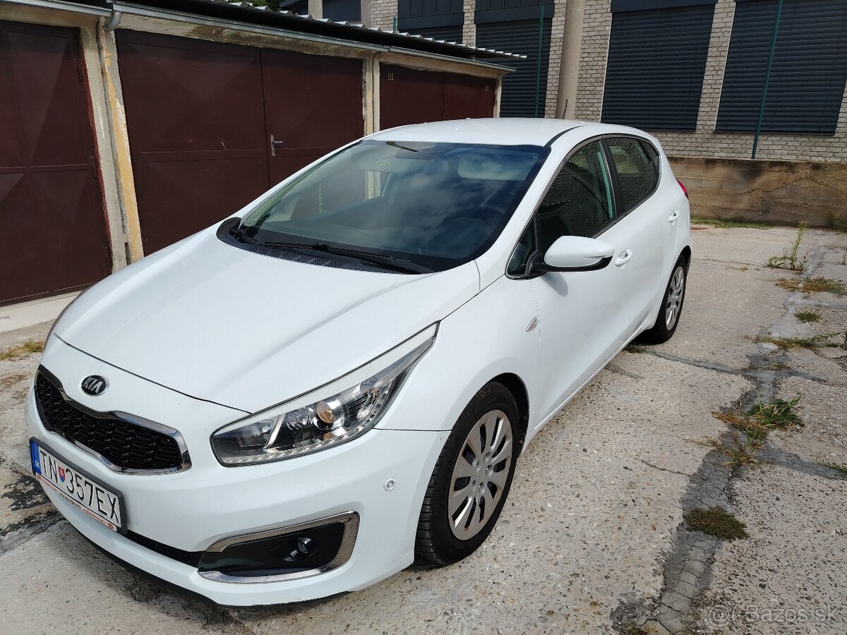 Kia ceed 1.4 hatchback - 3