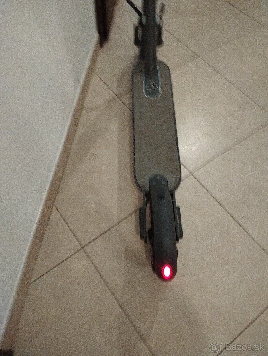 Elektricka kolobežka aerium t350 pro - 3