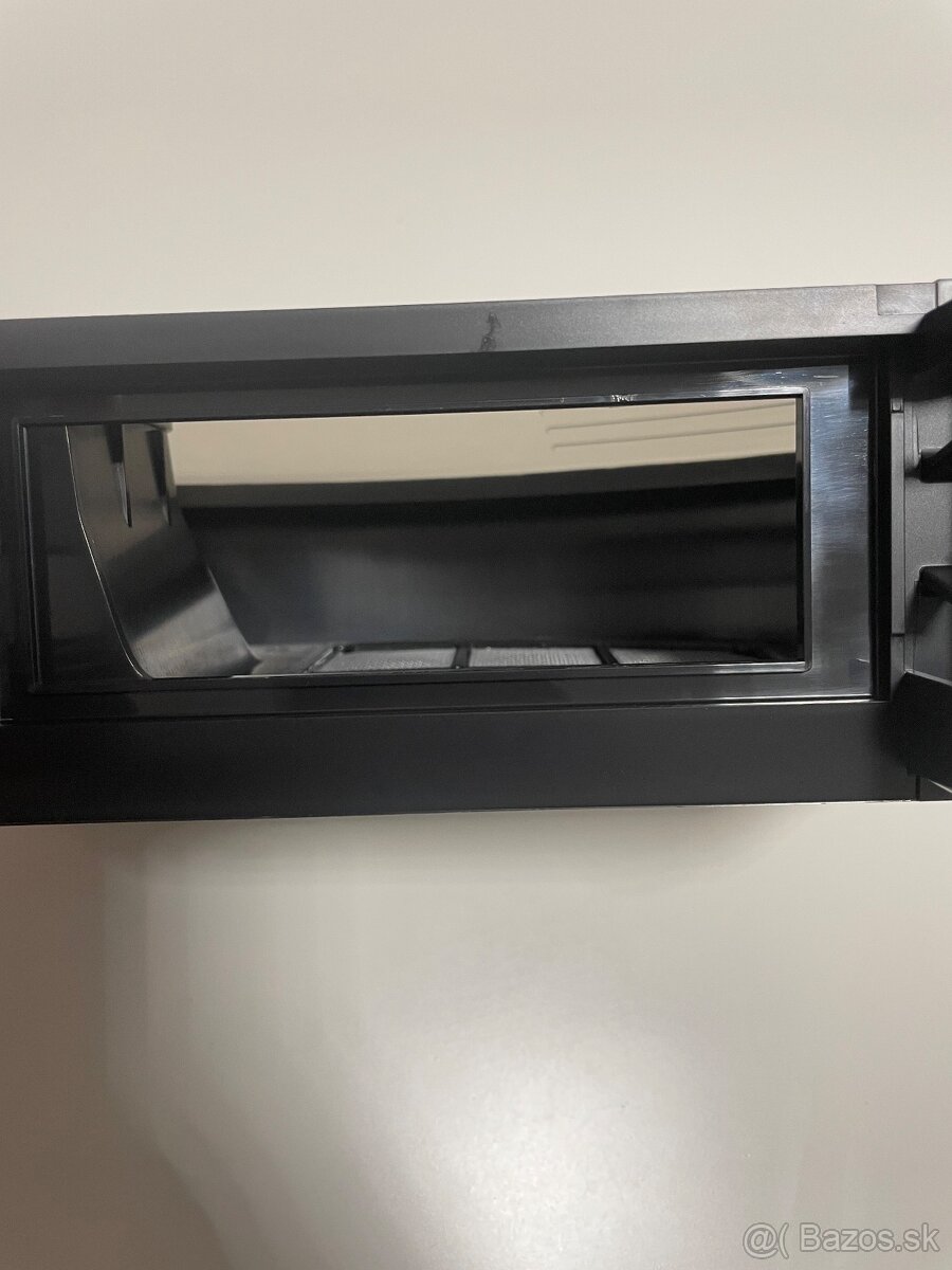 Predám nikdy nepoužitý robotický vysávač iRobot Roomba j7 - 3