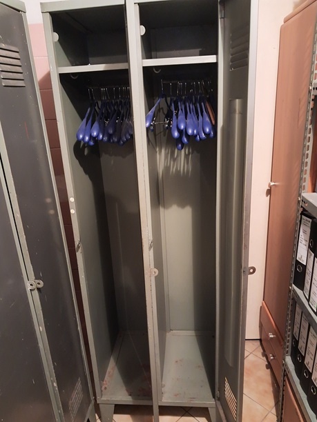 Plechové šatňové skrine - 3