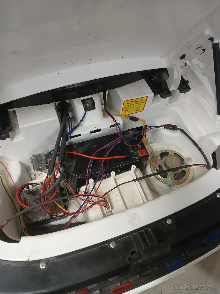 Elektrické autíčko Ford - 3