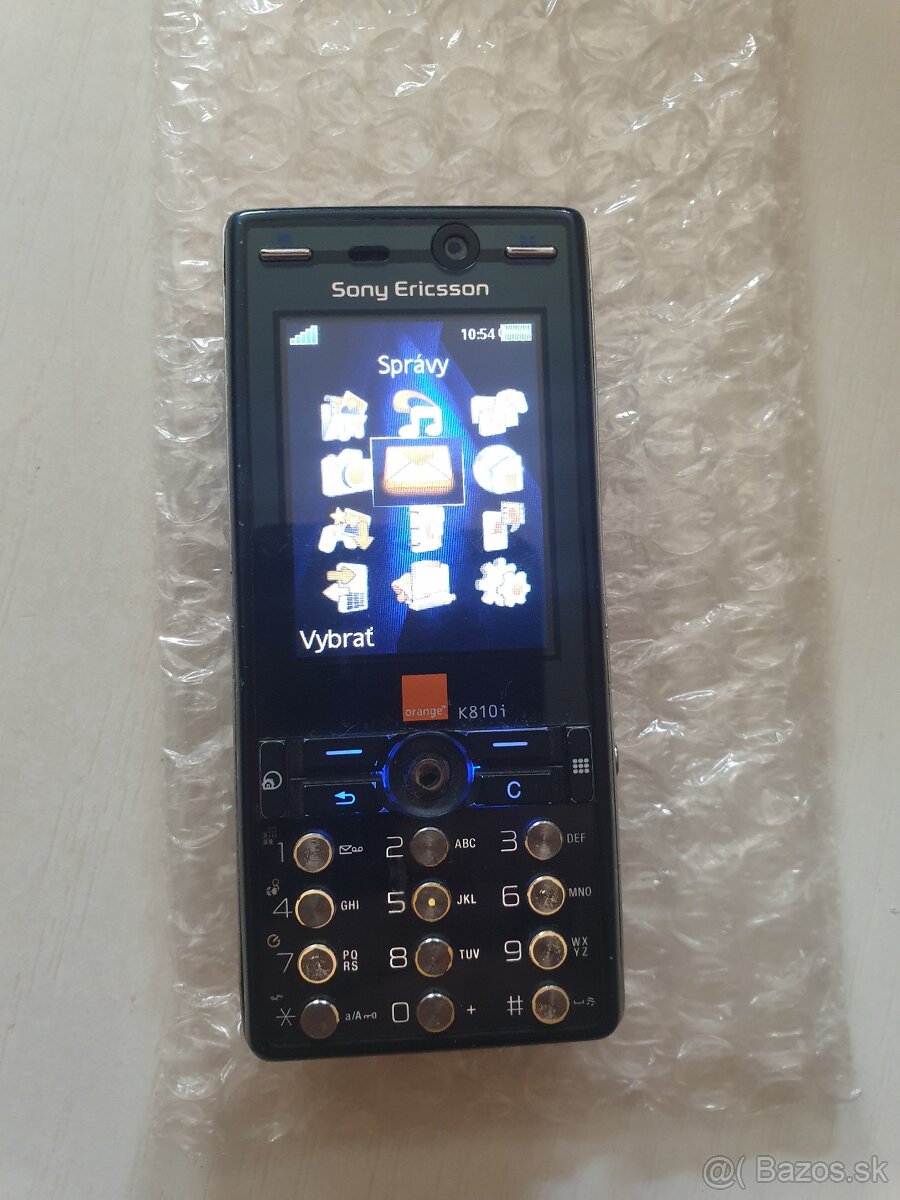 Sony Ericsson K810i - 3