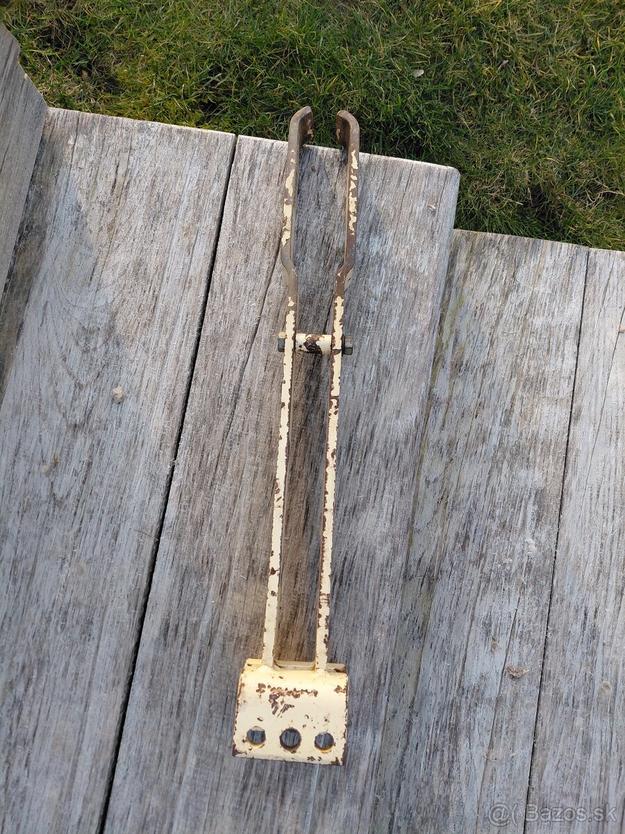 Nosic velkeho zavazia. - 3