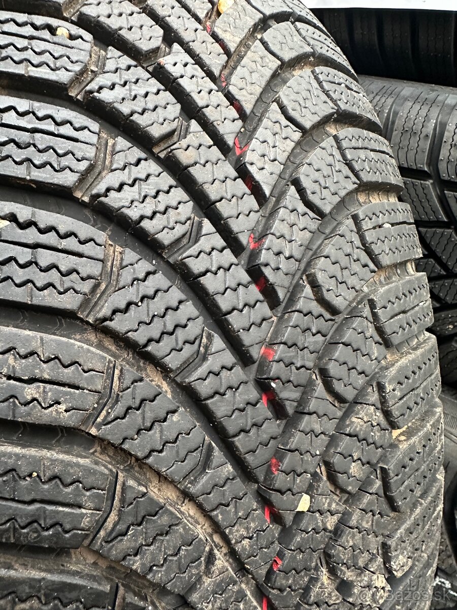 255/65 r17 Brigestone zimne - 3