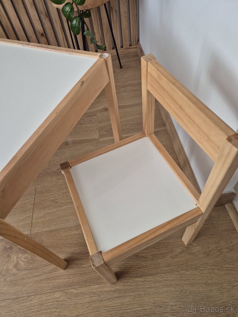 Ikea lätt stôl so stolickami - 3