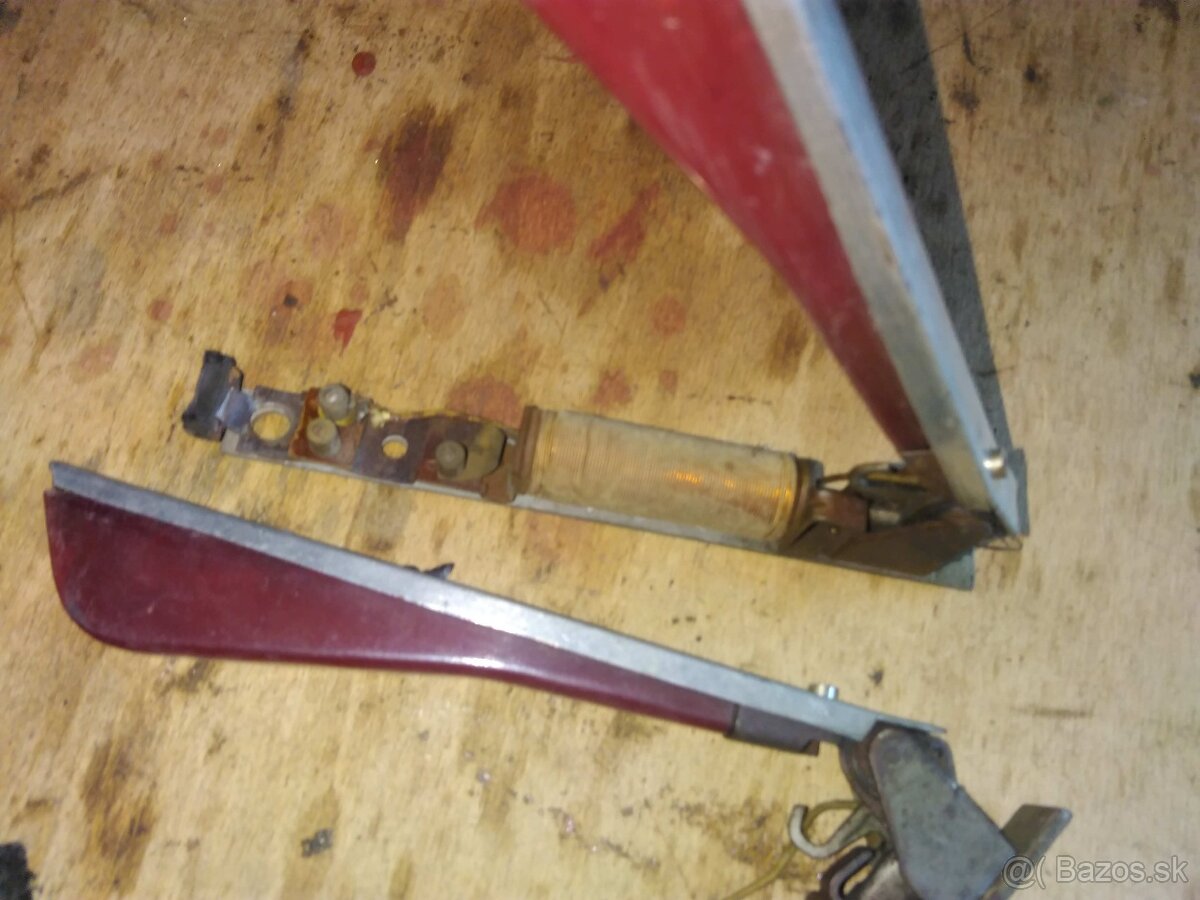 Výklopne smerovky Vokač, Scintilla, Bosch? - 3