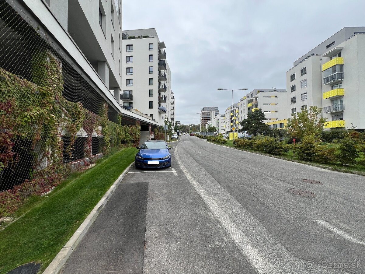 Prenájom vonkajšie park. miesto na ulici Pri Hrubej lúke, BA - 3