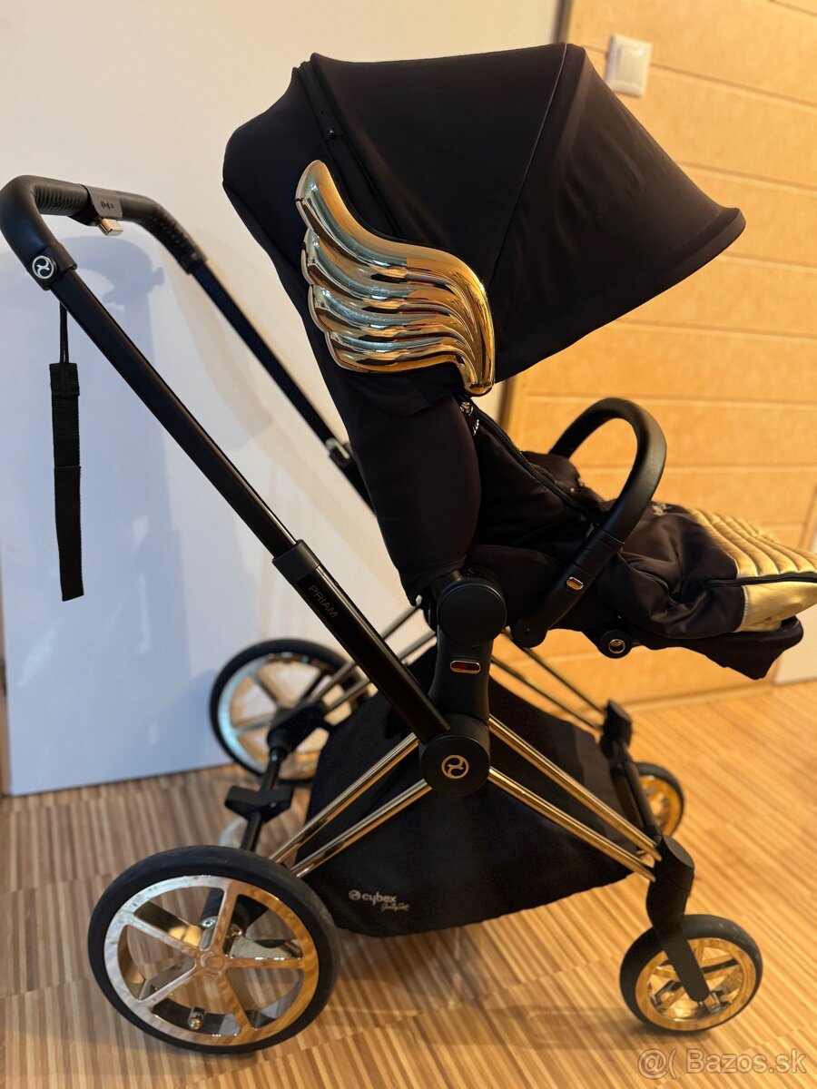 Cybex priam by Jeremy Scott - 3