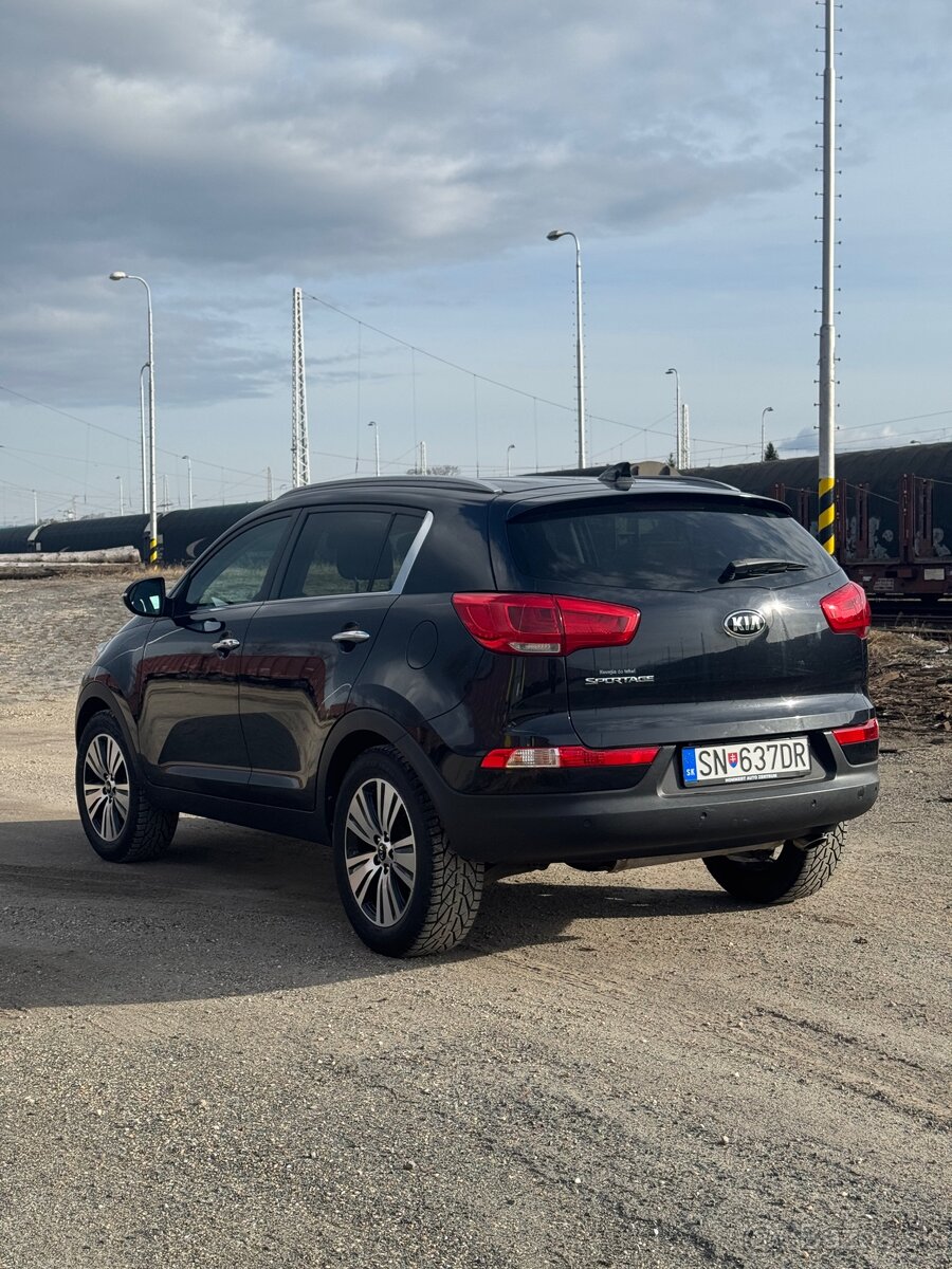 Kia Sportage 2.0 benzín - 3