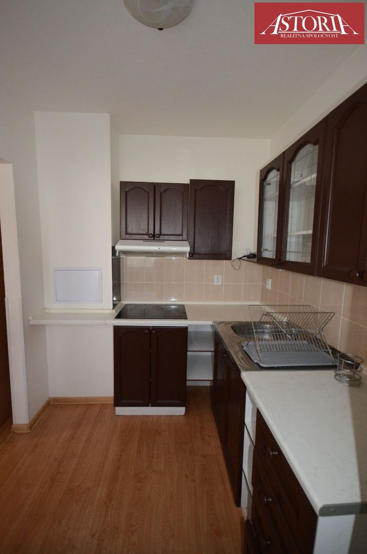 1-izb. byt - Martin–Ľadoveň - PRENÁJOM - 3