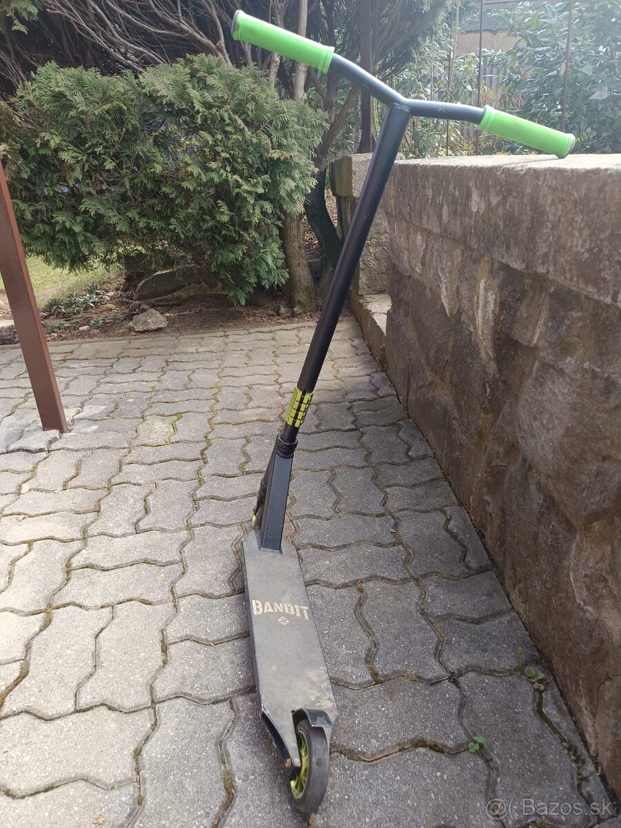 Kolobežka Bandit - 3