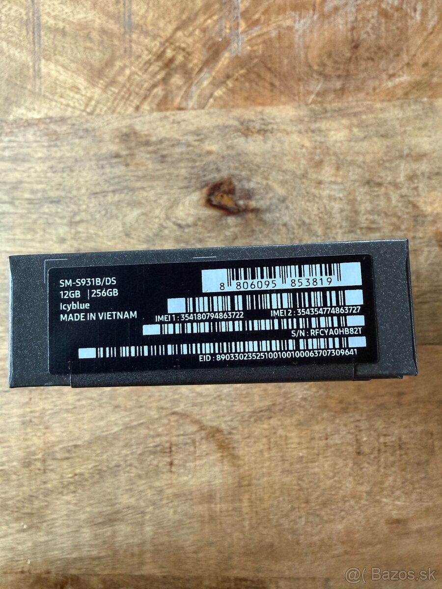 Samsung galaxy S25 - Icy blue, 256GB - npvý zabalený - 3