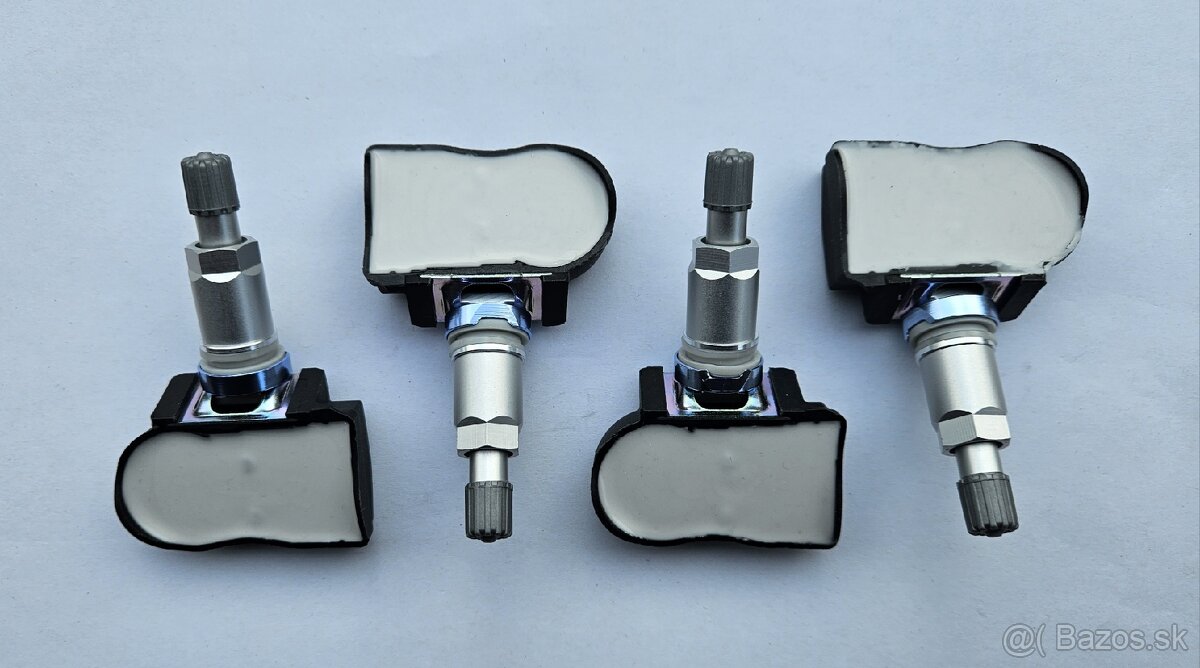 SUZUKI SNÍMAČE TLAKU PNEUMATÍK
- 3