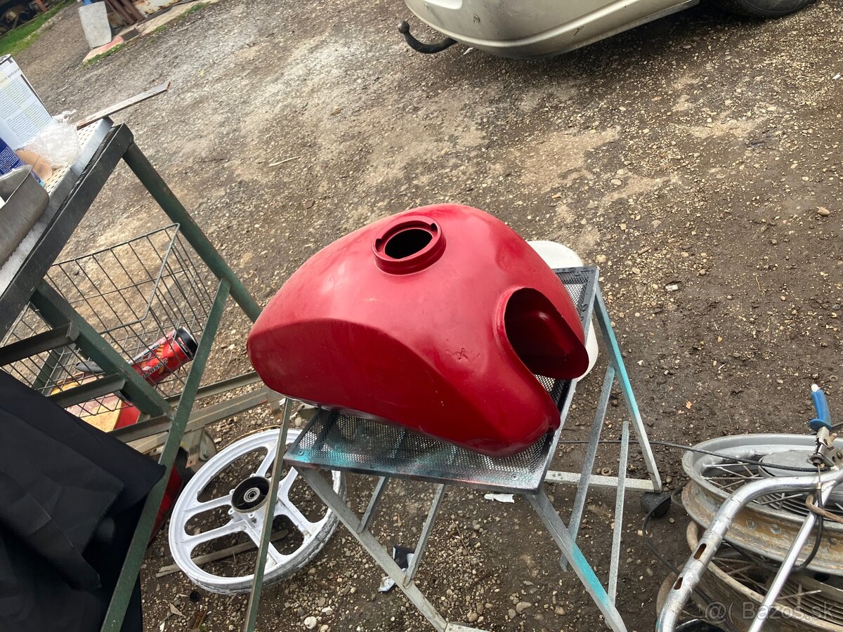 Predám nádrž mz 150 2 ks v dobrom stave 100€ - 3