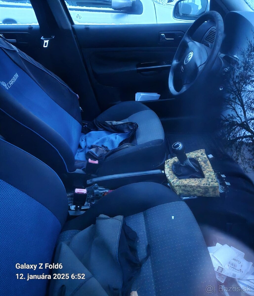 Rozpredám na diely golf 4 variant 1.9 96kw - 3