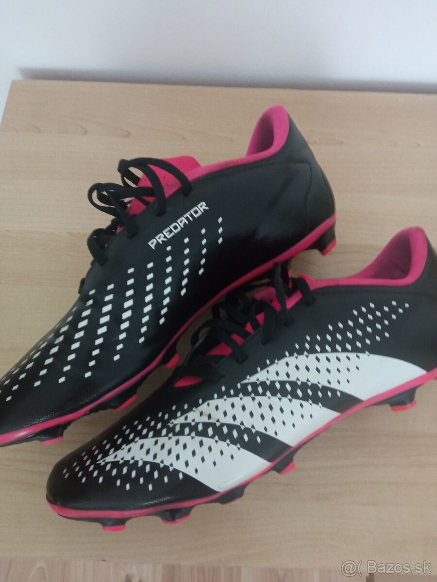 Predám Adidas kopačky - 3