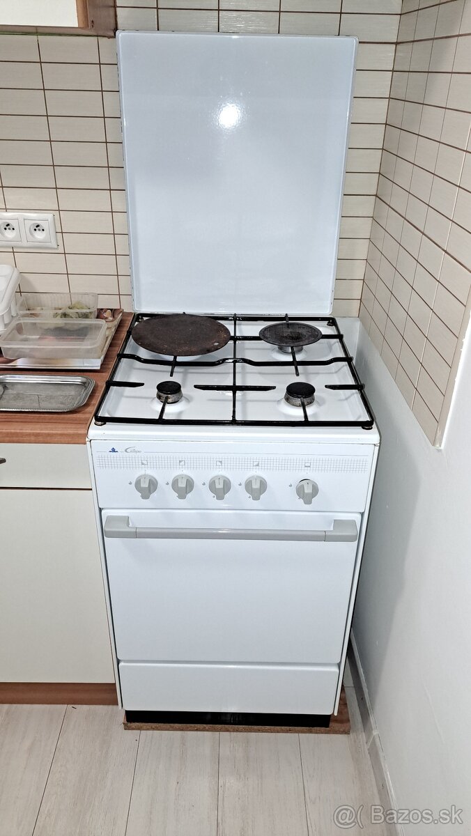 Kuchynská linka - 3