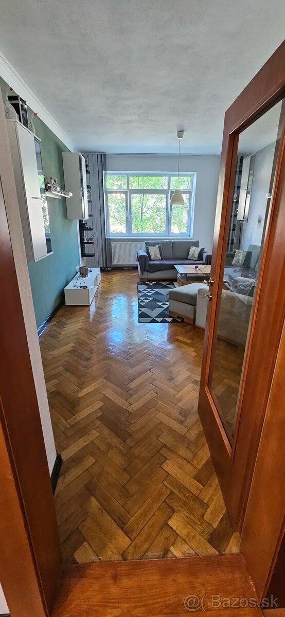 3-izbový byt v centre mesta - 3