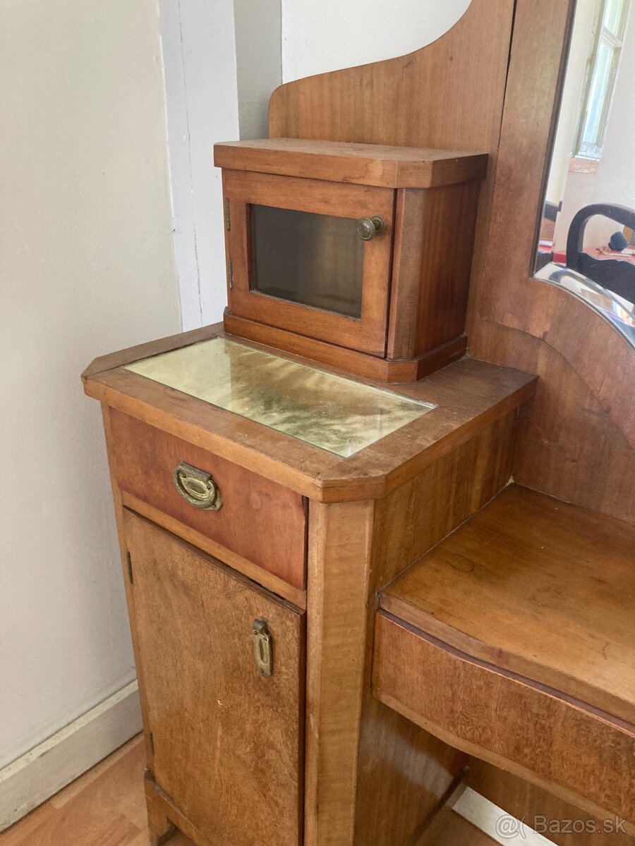 Toaletný stolík - 3