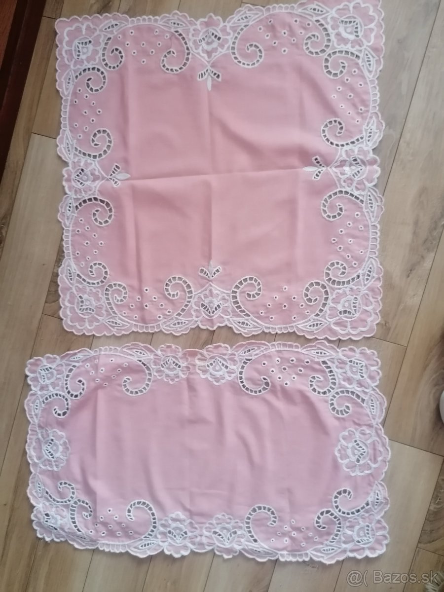 Predám dečku vyšívanú ružovú - 3