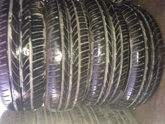 Ponúkam letné Pneu 195/65r15 6/7mm - 3