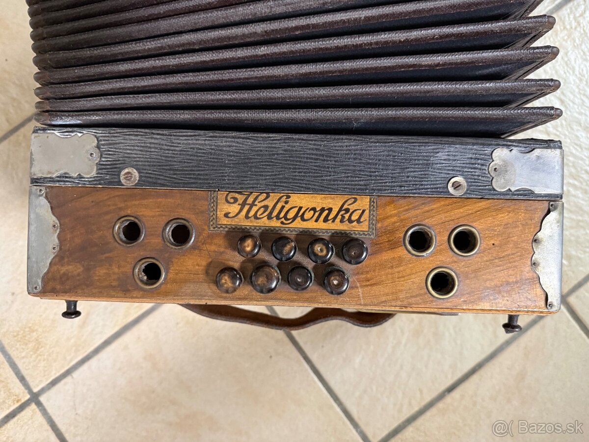 Heligonka Hlaváček CF - 3