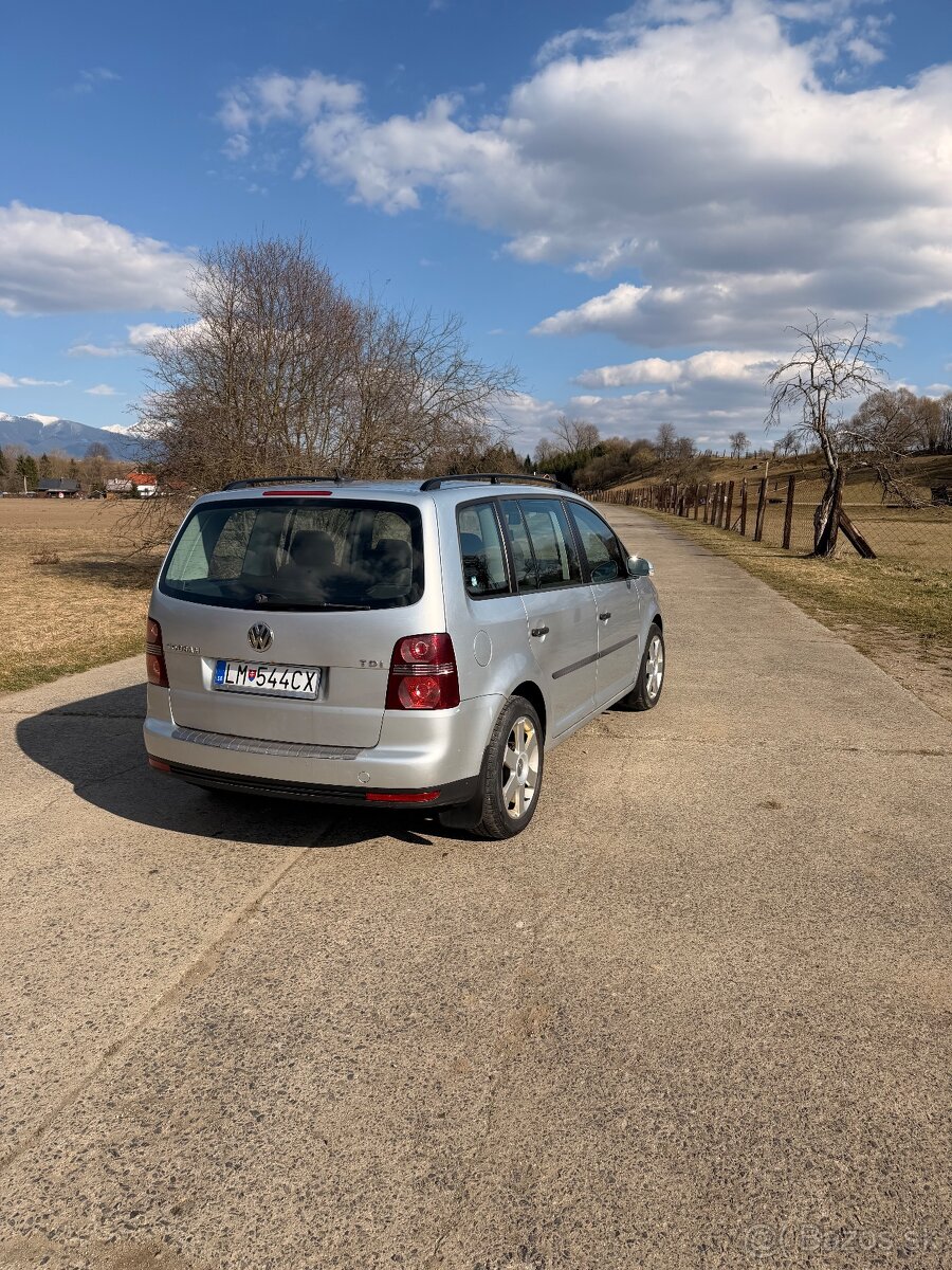 Vw touran - 3