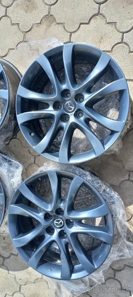 5x114.3 R19 + 225/45 r19 letné MAZDA - 3