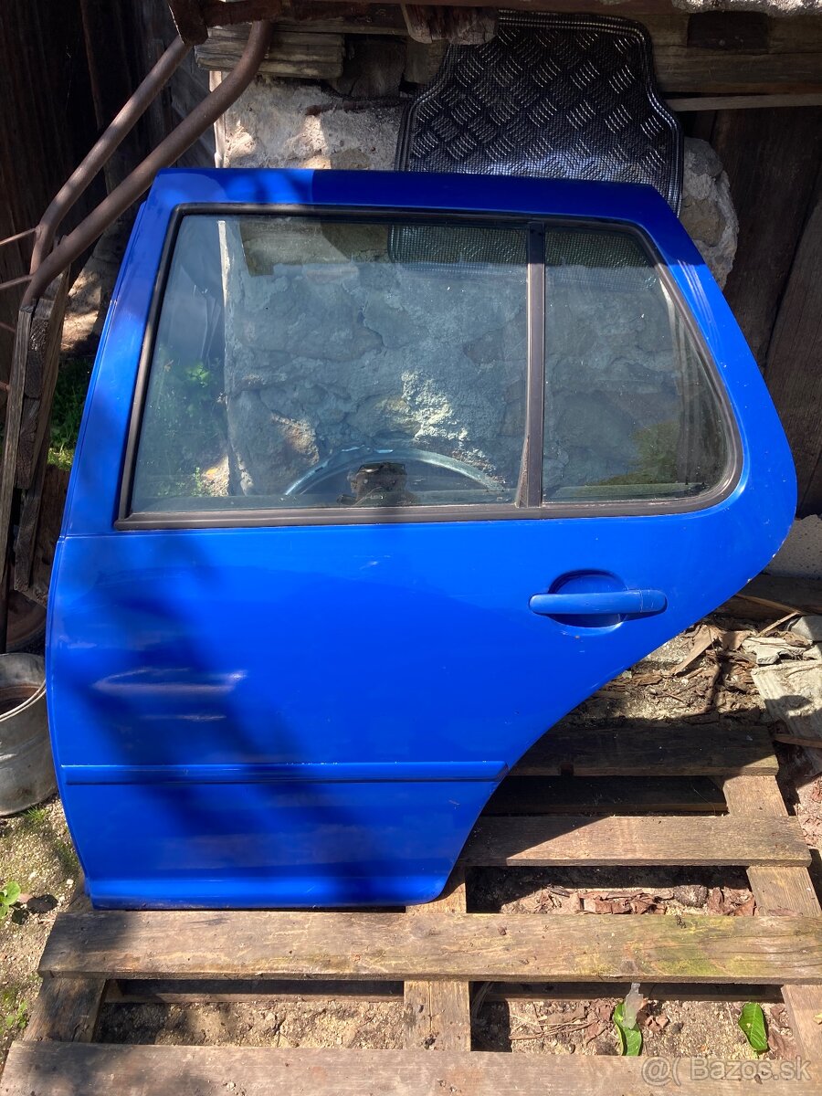 Predám diely VW Golf 4 hatchback - 3