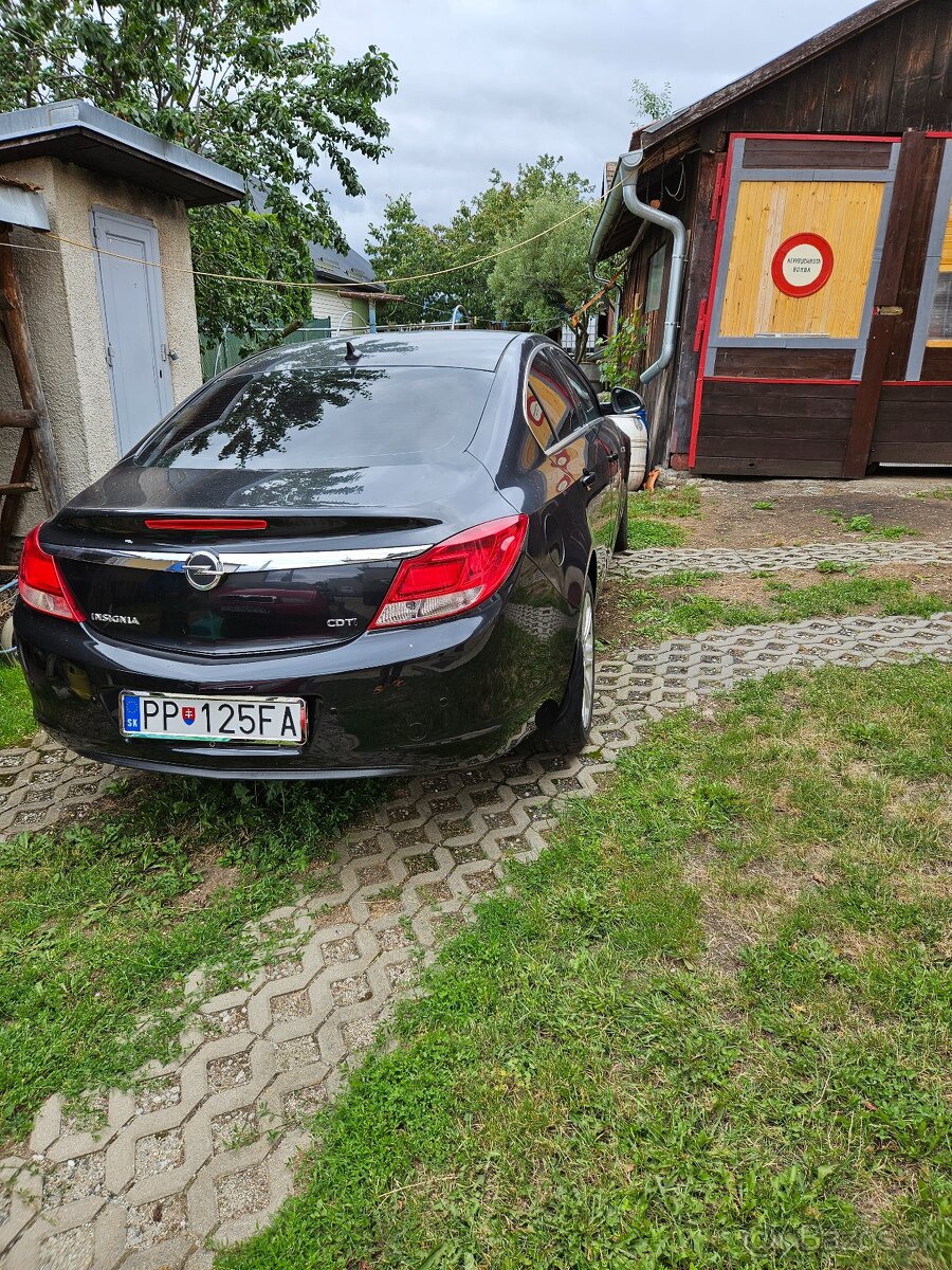 Insignia 2.0 CDTI 96 kW - 3