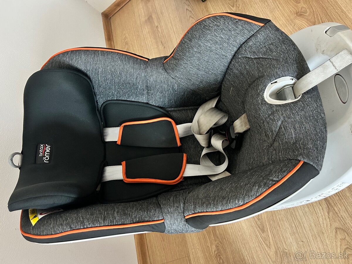 Autosedačka Britax 360 stupňov - otočná - 3