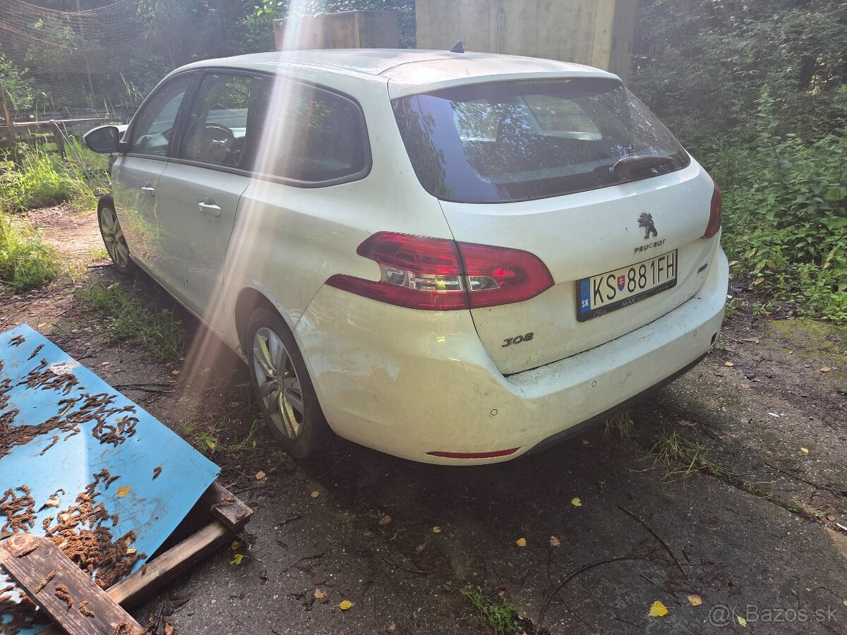 Peugeot 308 - 3